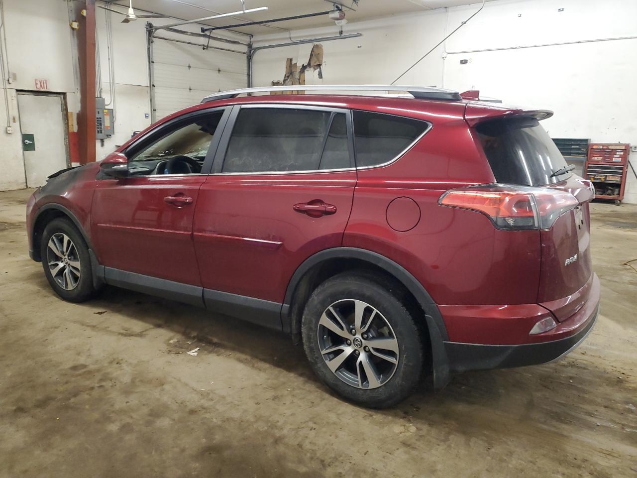 2018 Toyota RAV 4 - Image 2