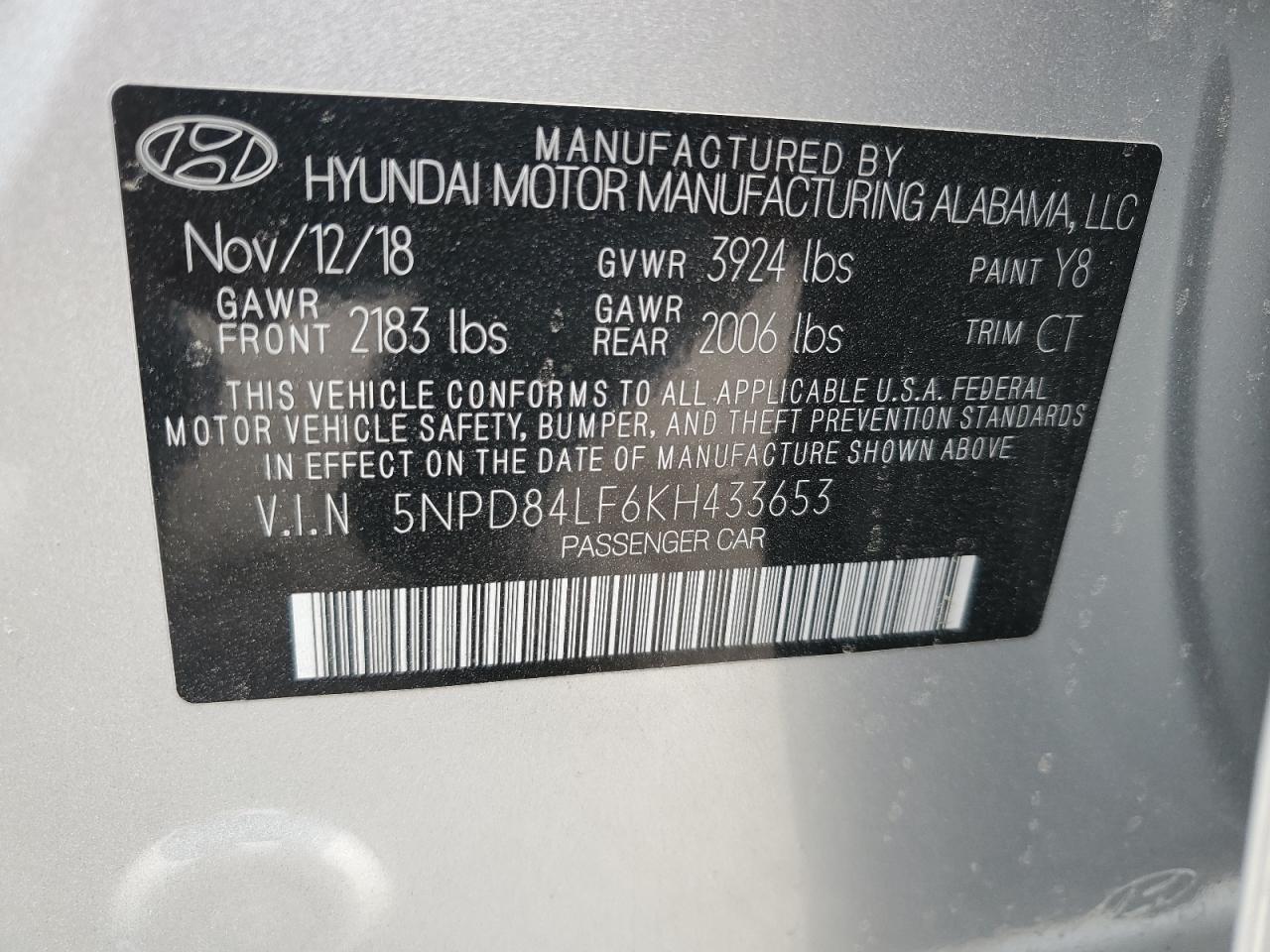 2019 Hyundai Elantra - Image 12