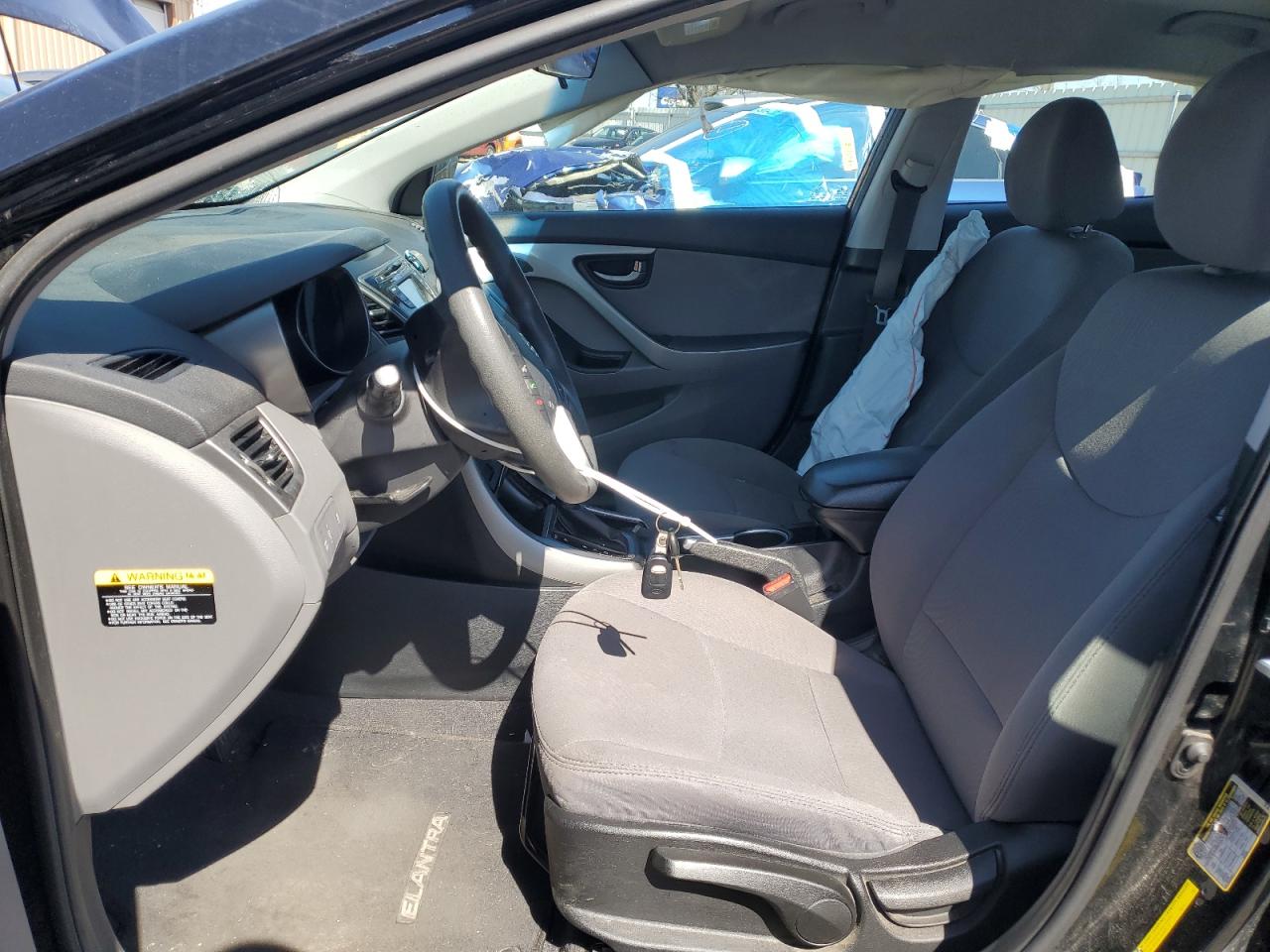 2015 Hyundai Elantra - Image 7