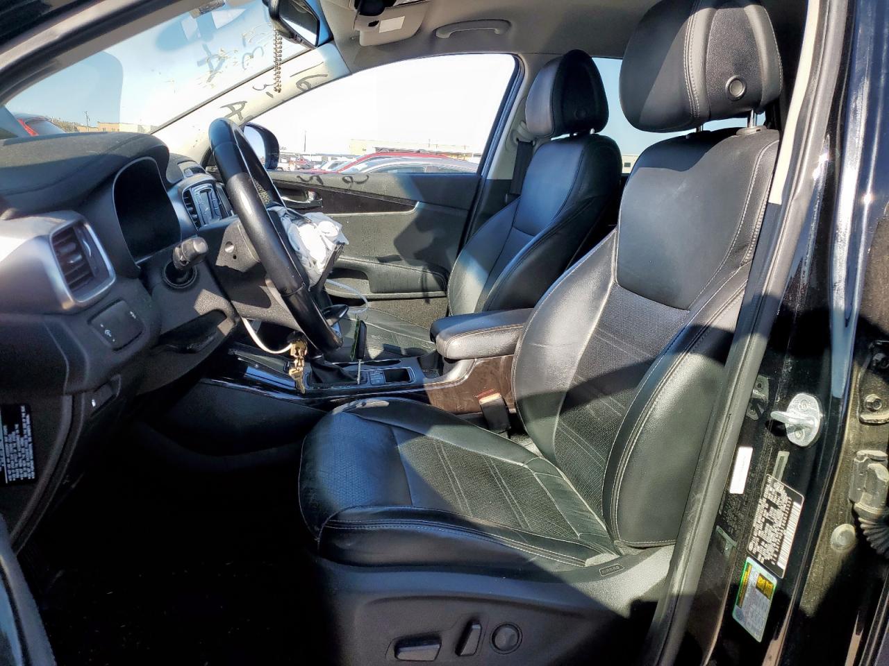 2016 Kia Sorento - Image 7