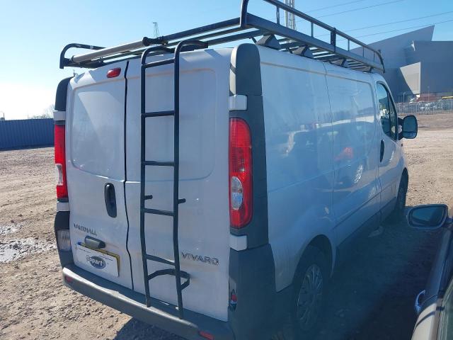 2013 VAUXHALL VIVARO 270