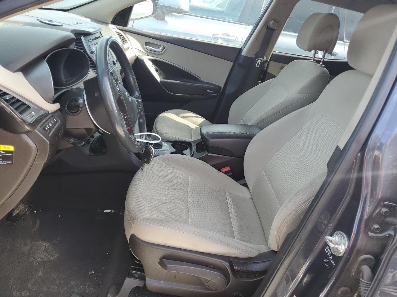 2018 Hyundai Santa Fe - Image 7