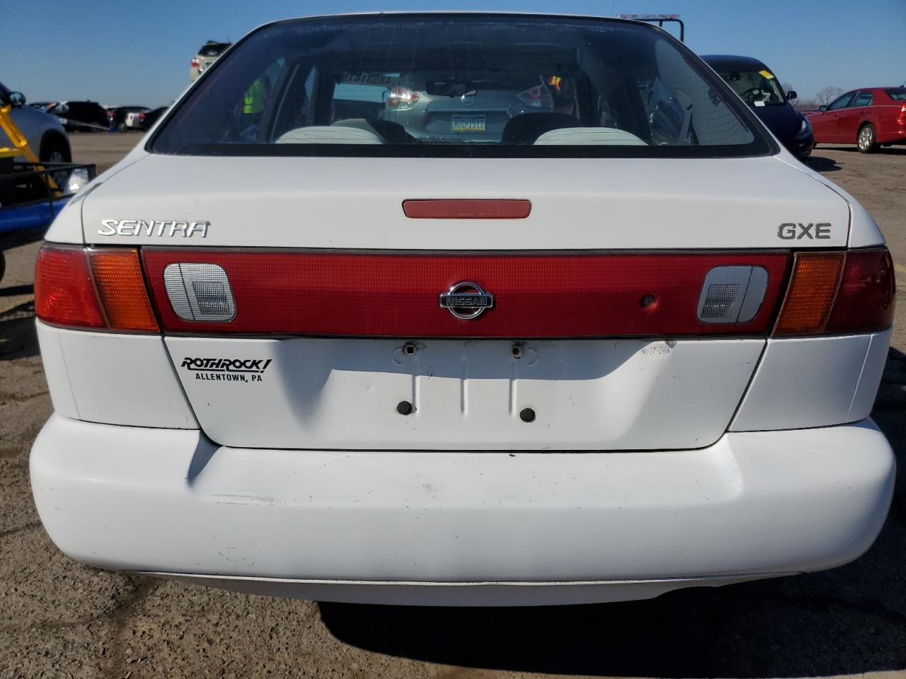 1998 Nissan Sentra - Image 6