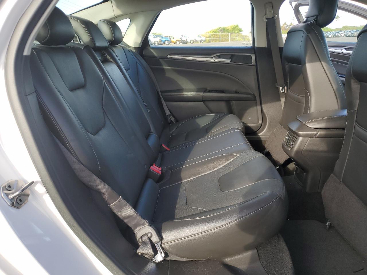 2015 Ford Fusion - Image 10