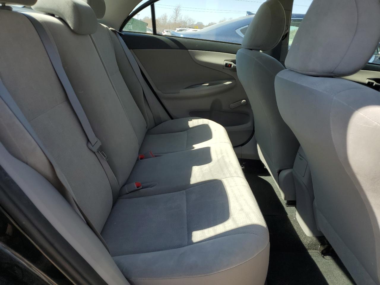 2011 Toyota Corolla - Image 10