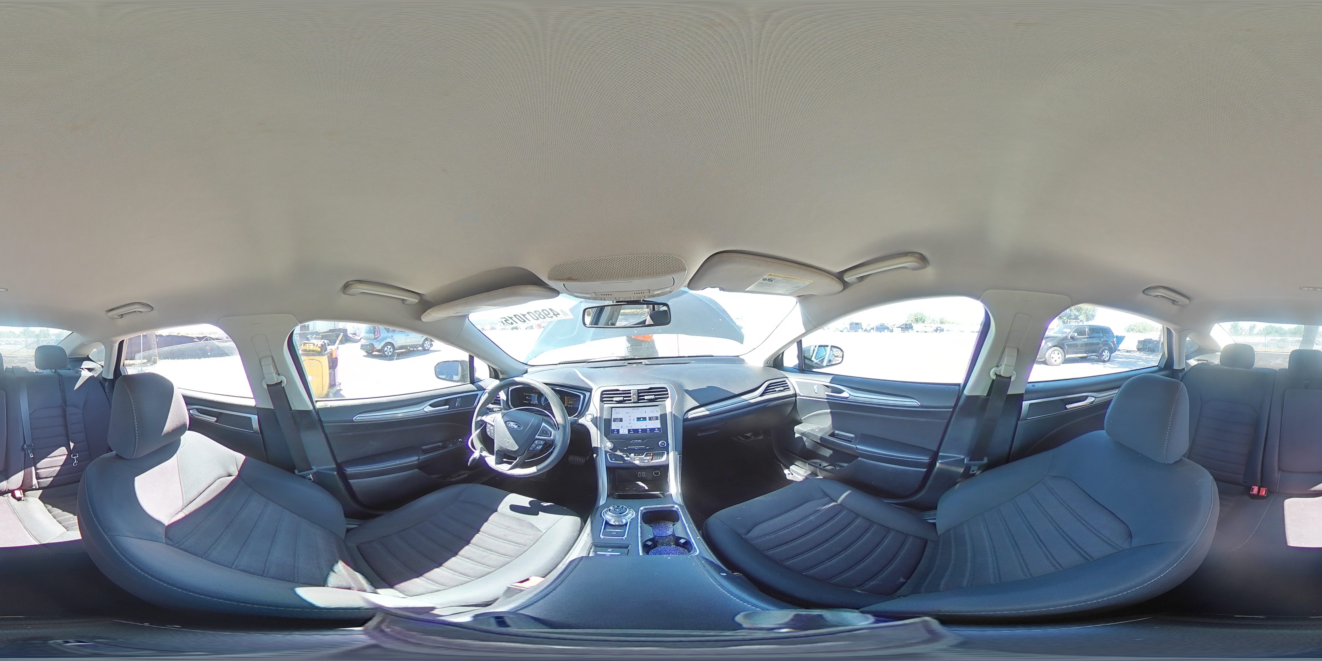 2020 Ford Fusion - Image 13