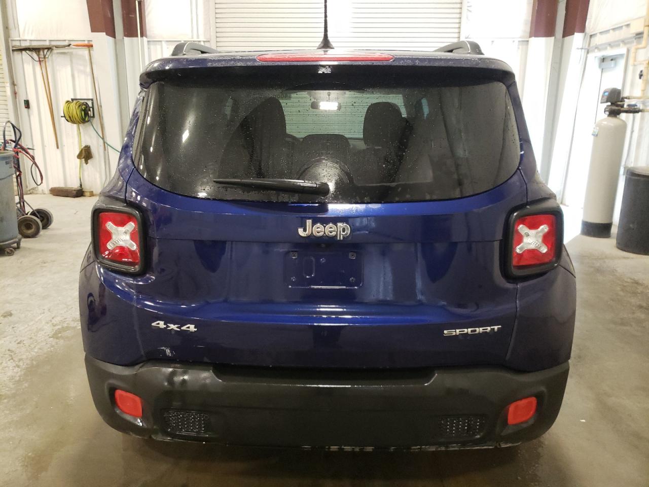 2017 Jeep Renegade - Image 6