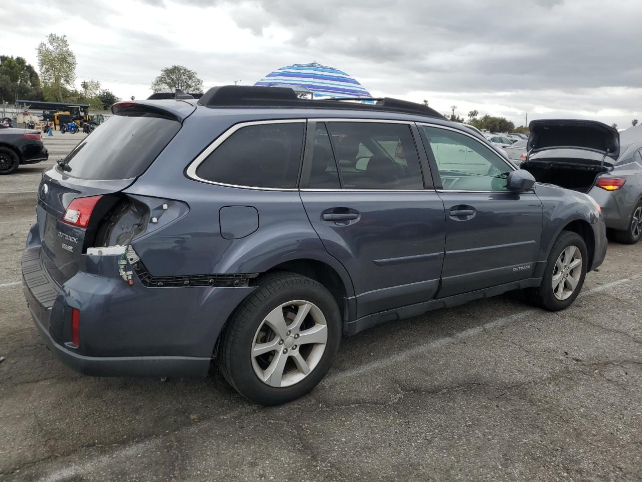 2014 Subaru Outback - Image 3