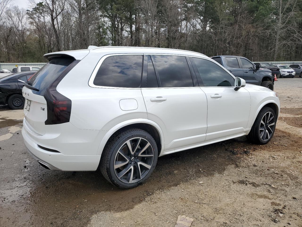 2020 Volvo XC90 - Image 3