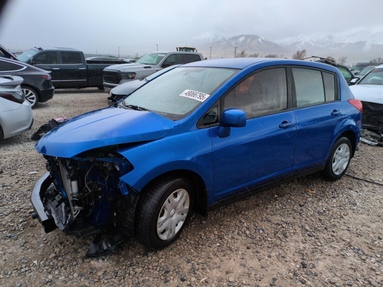 2010 Nissan Versa - Image 1