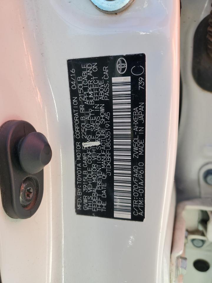 2016 Toyota Prius - Image 13