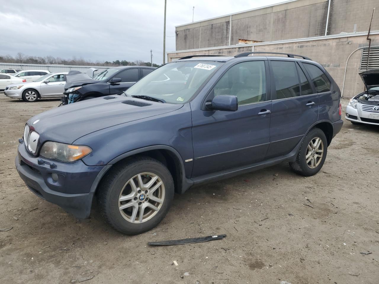 2005 Bmw X5 3.0I за продажба в Fredericksburg, VA - Minor Dent/Scratches