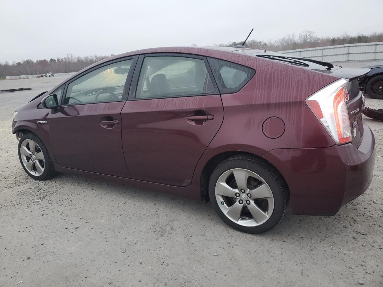 2013 Toyota Prius - Image 2