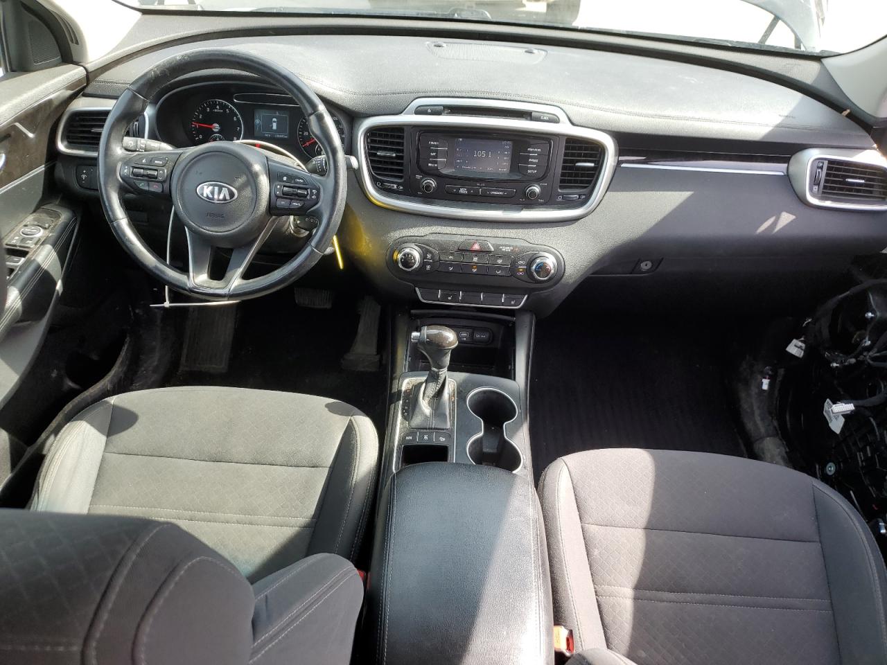 2016 Kia Sorento - Image 8