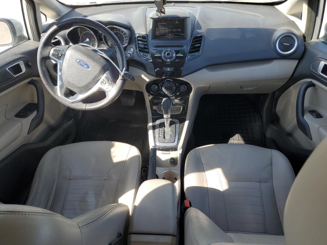 2015 Ford Fiesta - Image 8