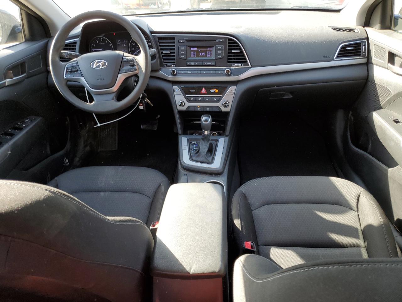 2018 Hyundai Elantra - Image 8