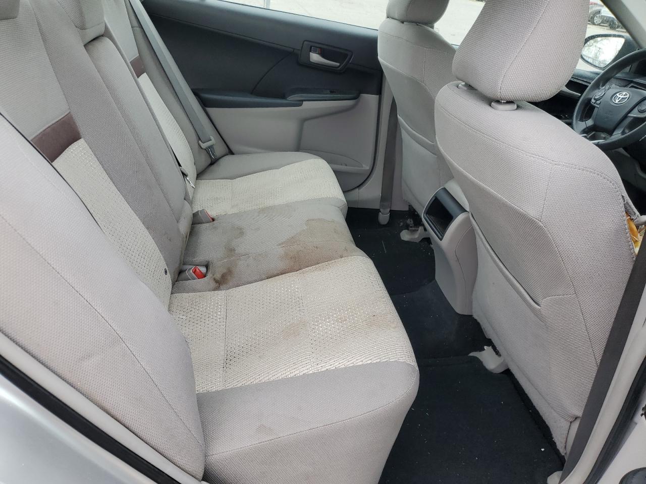 2012 Toyota Camry - Image 10