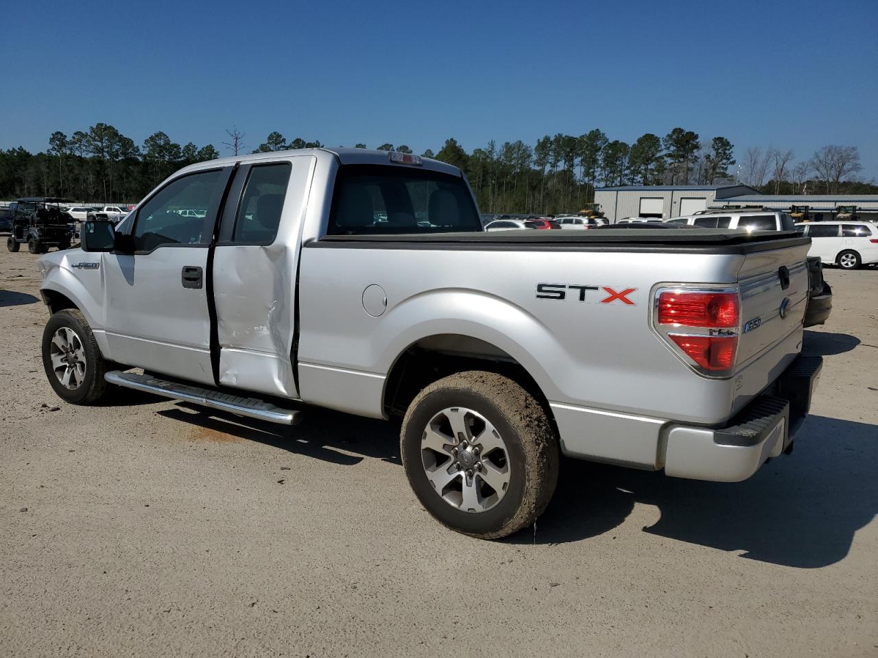 2013 Ford F-150 - Image 2
