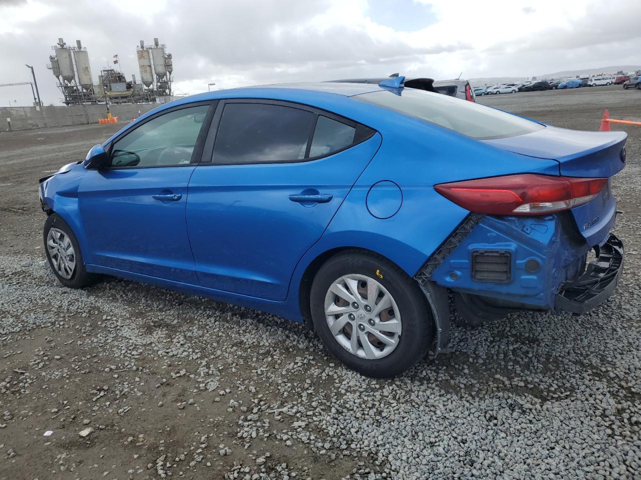 2017 Hyundai Elantra - Image 2
