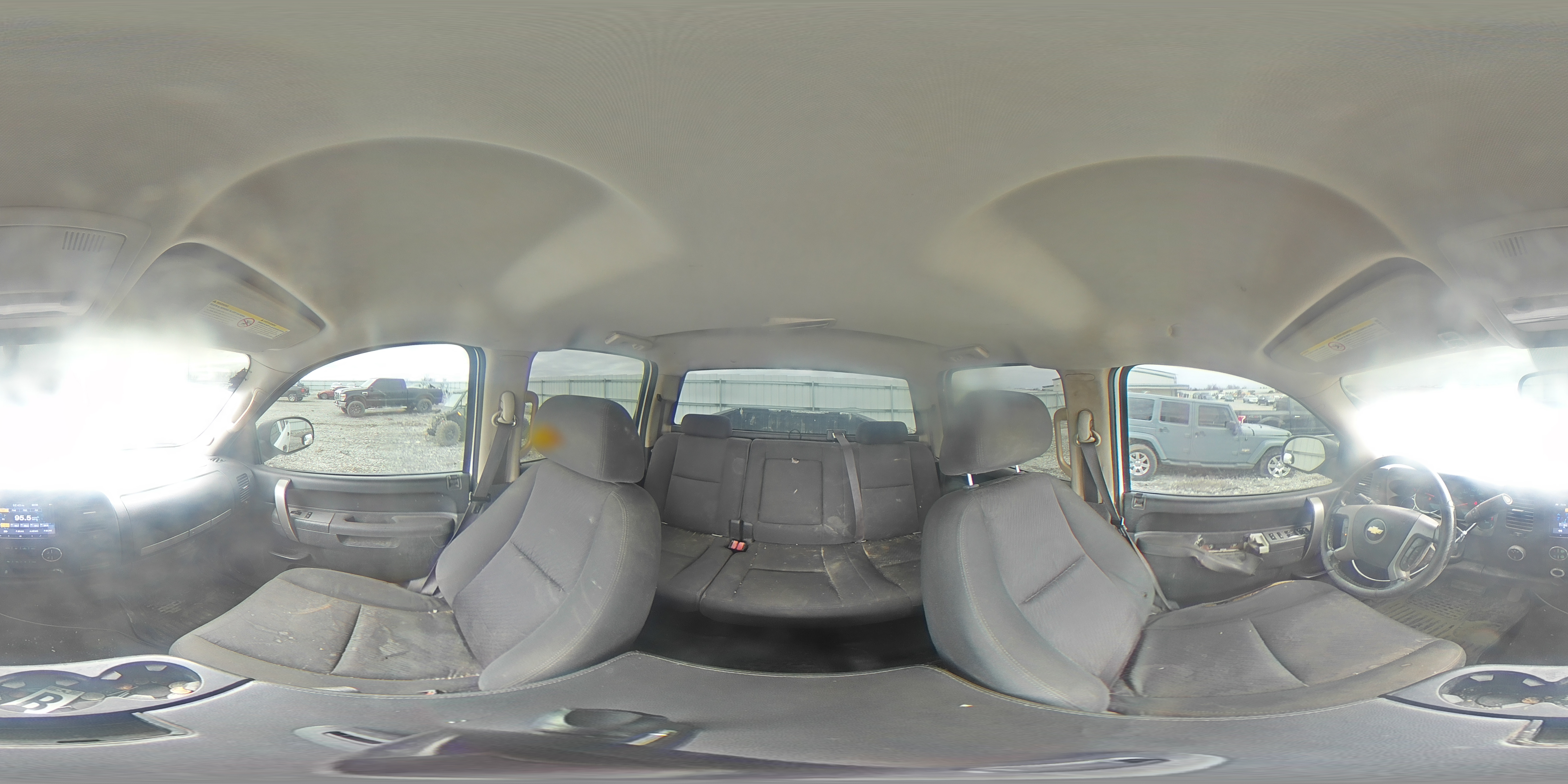 2013 Chevrolet Silverado - Image 13