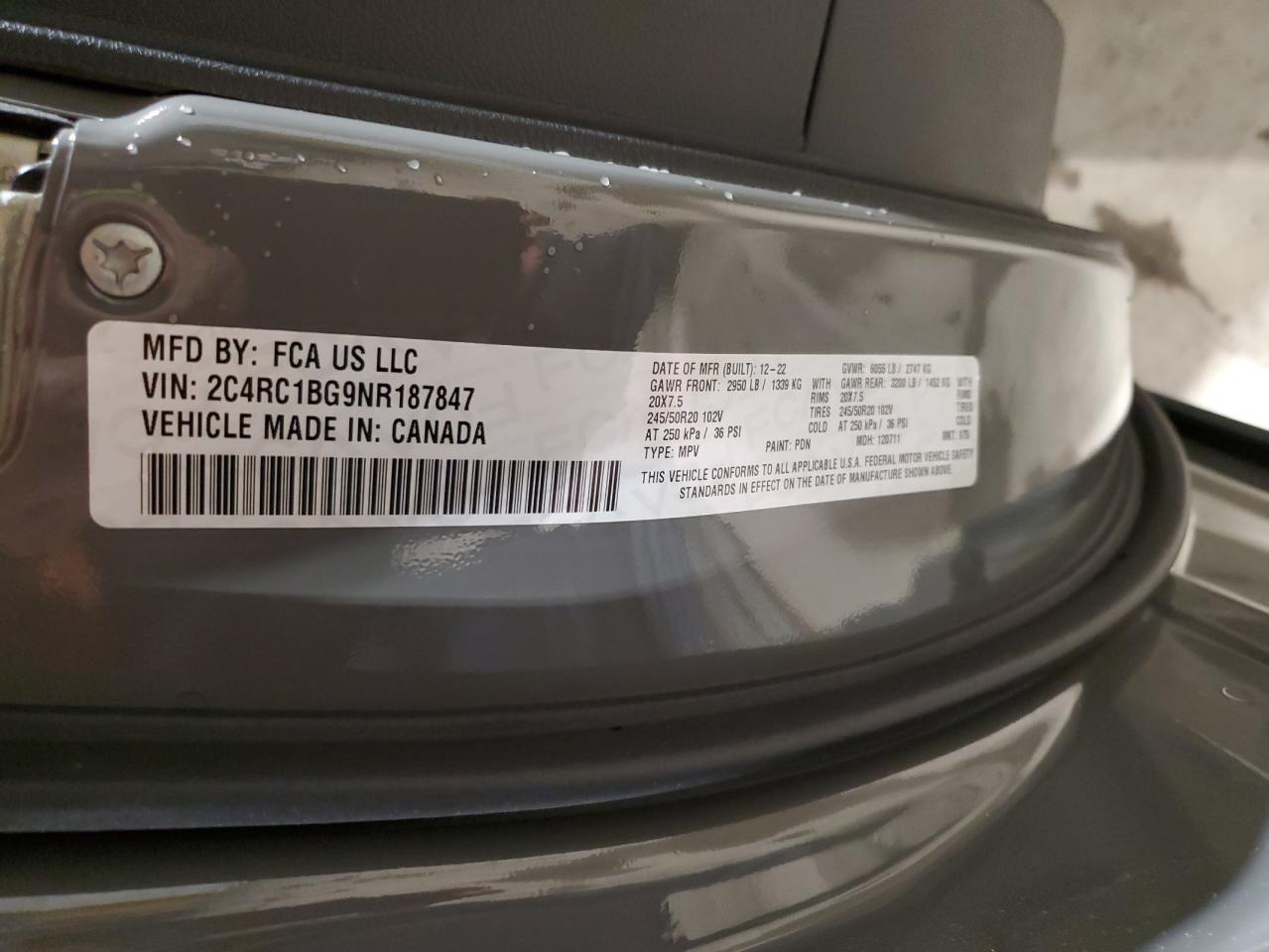 2022 Chrysler Pacifica - Image 15