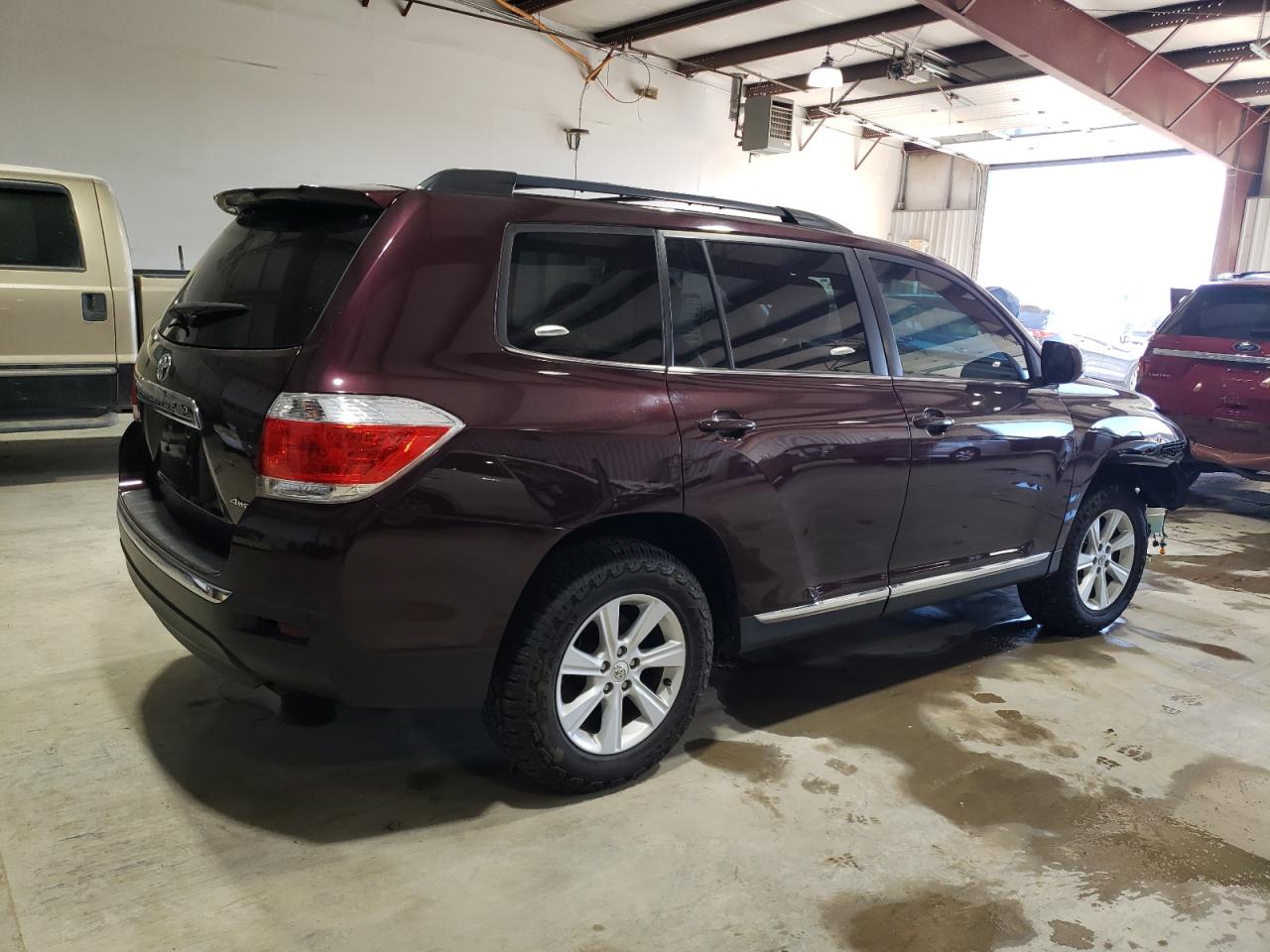 2013 Toyota Highlander - Image 3