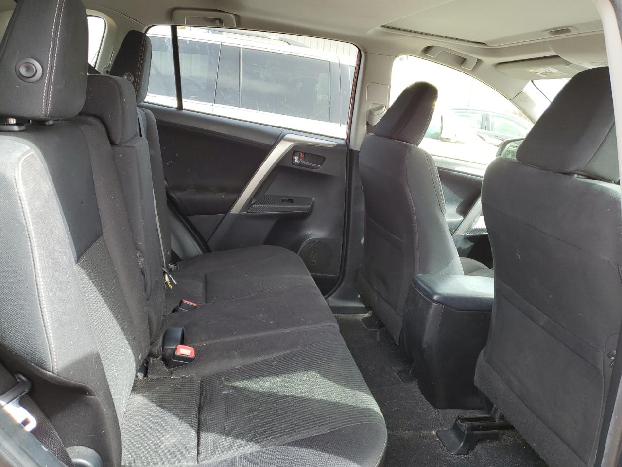 2015 Toyota RAV 4 - Image 11
