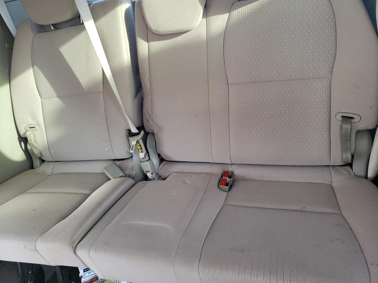 kndmb5c15h6233166 KNDMB5C15H6233166 2017 Kia Sedona Lx