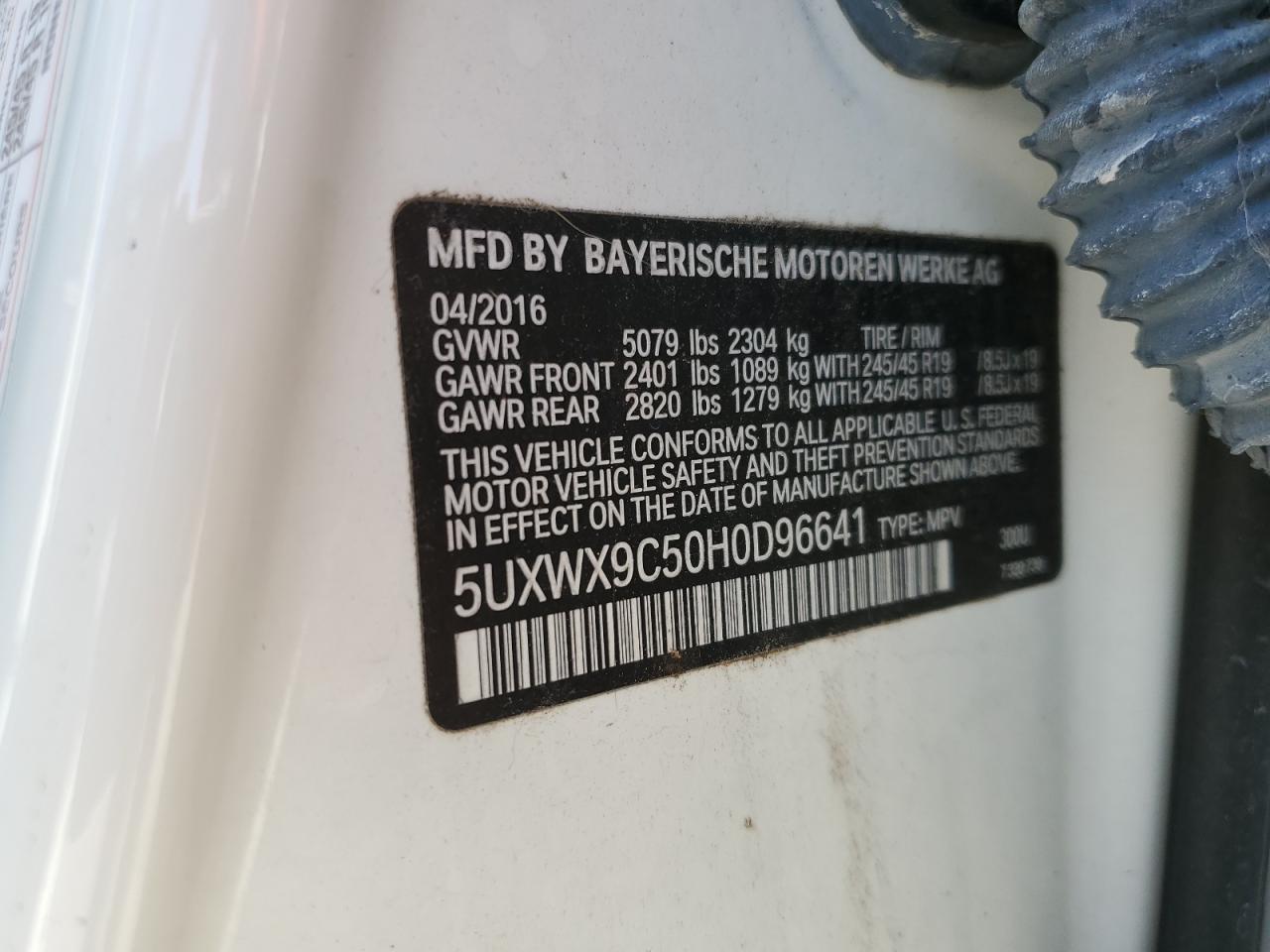2017 BMW X3 - Image 12