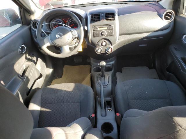 Седани NISSAN VERSA 2013 Червоний