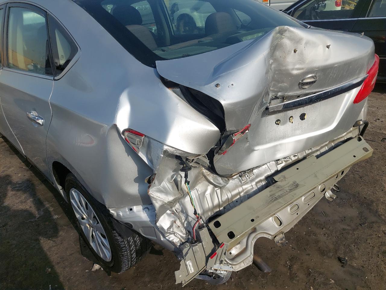 3N1AB7AP9JY336212 - 2018 Nissan Sentra - #47706775