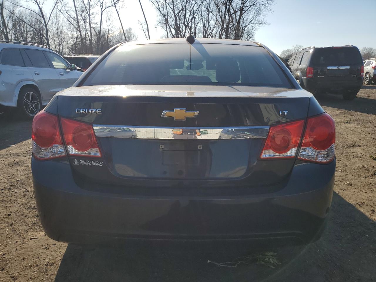 2015 Chevrolet Cruze - Image 6