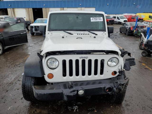  JEEP WRANGLER 2013 Белый
