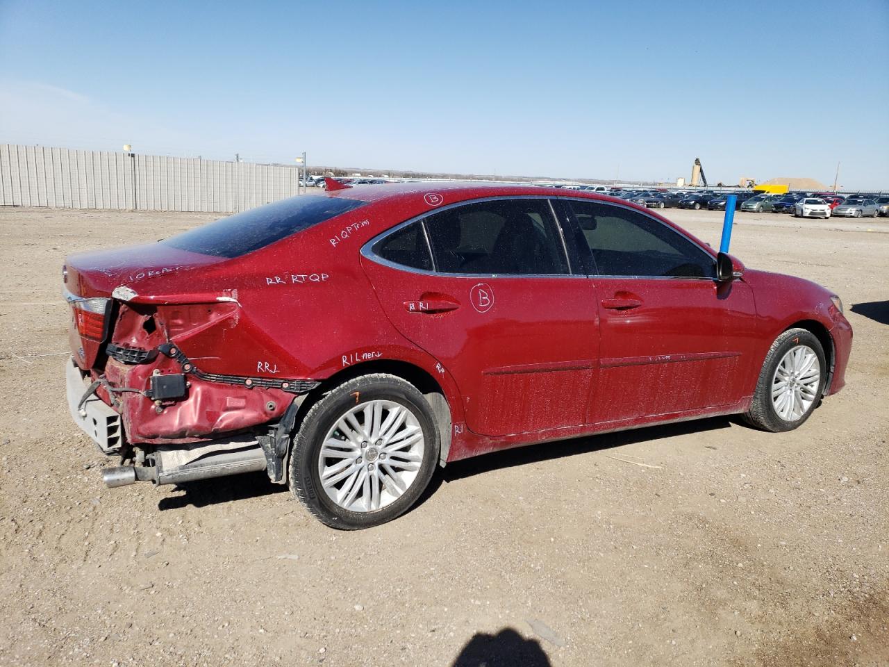 2014 Lexus ES - Image 3