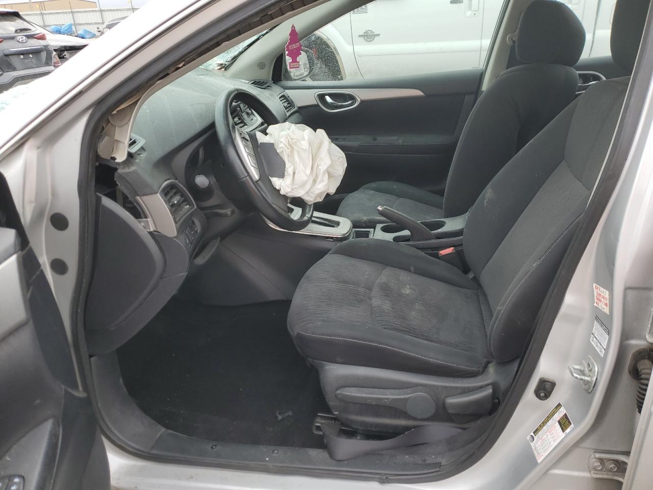 2015 Nissan Sentra - Image 7