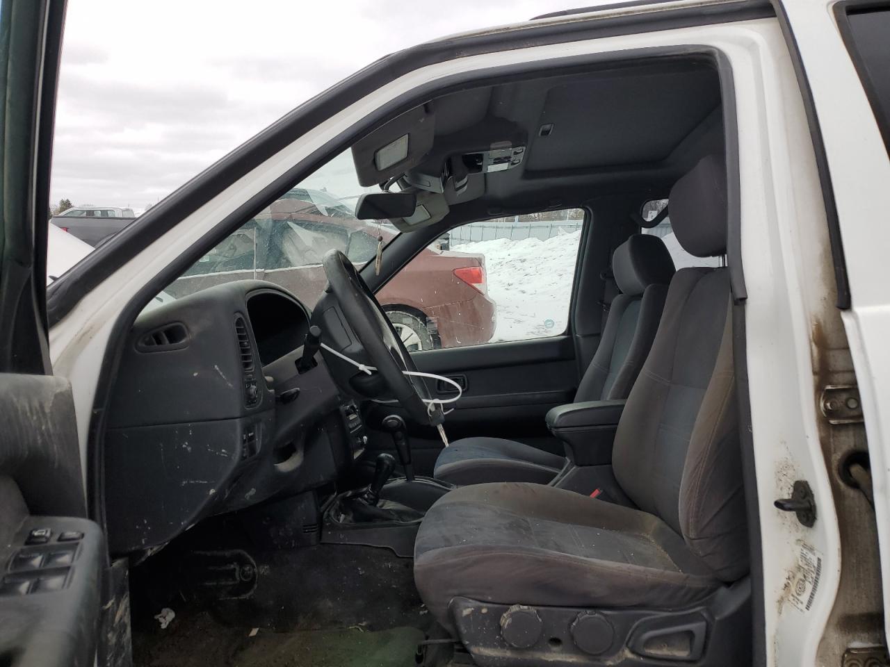 2000 Nissan Pathfinder Le VIN: JN8AR07Y9YW413960 Lot: 48147805
