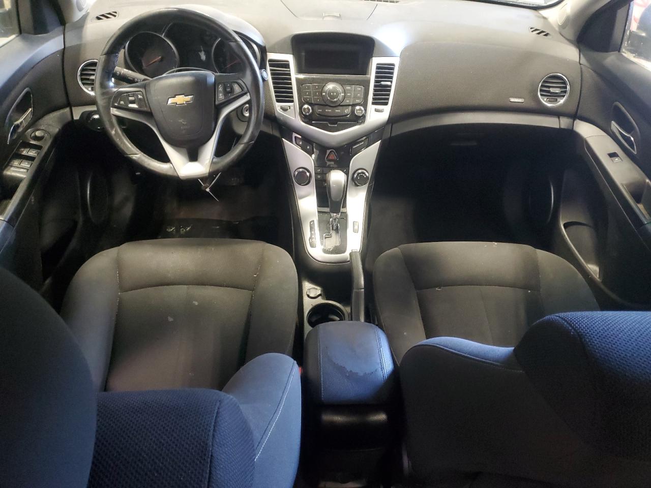 2011 Chevrolet Cruze - Image 8