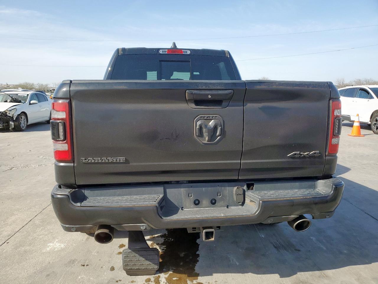 2021 RAM 1500 - Image 6