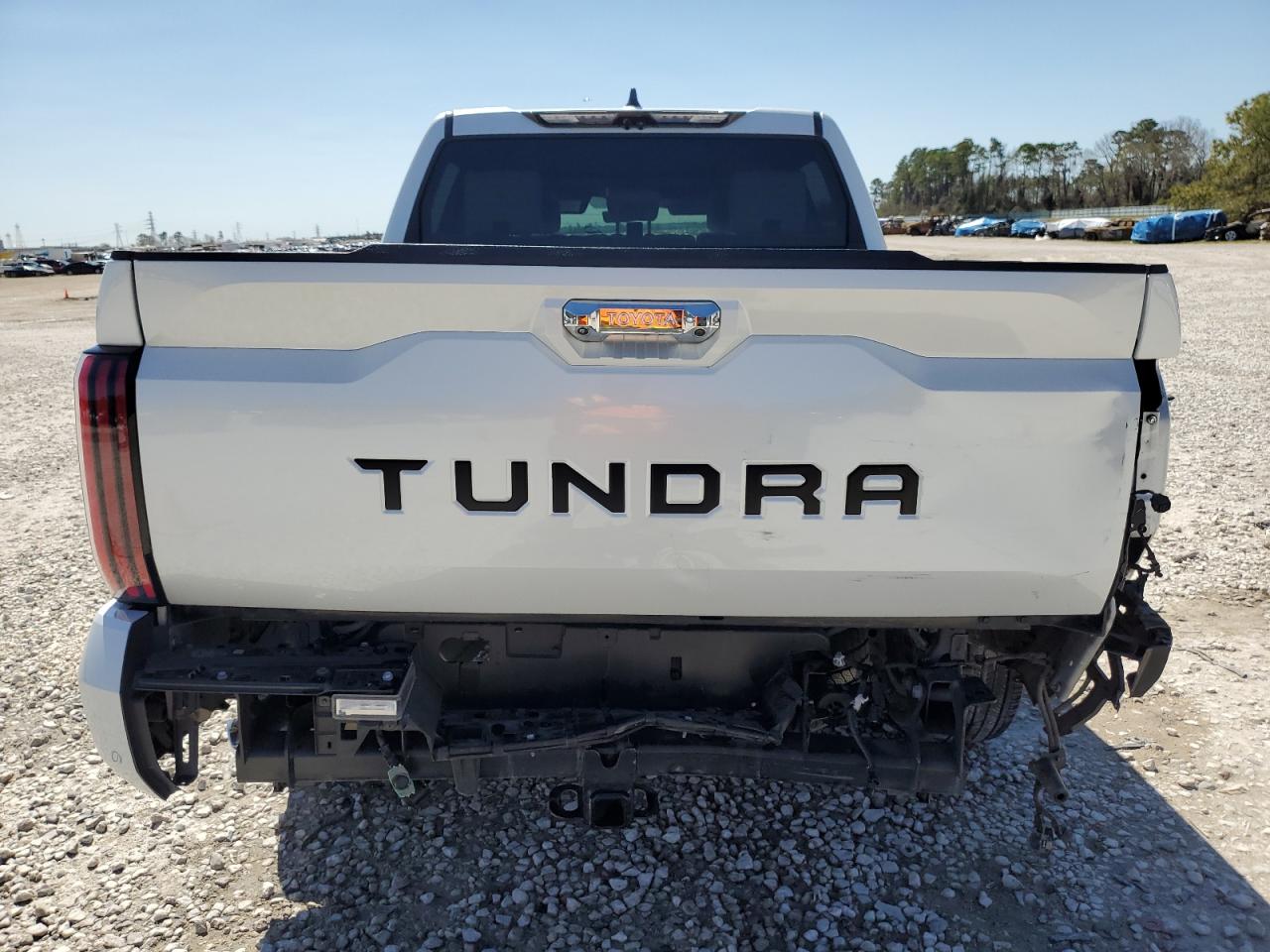 2023 Toyota Tundra - Image 6