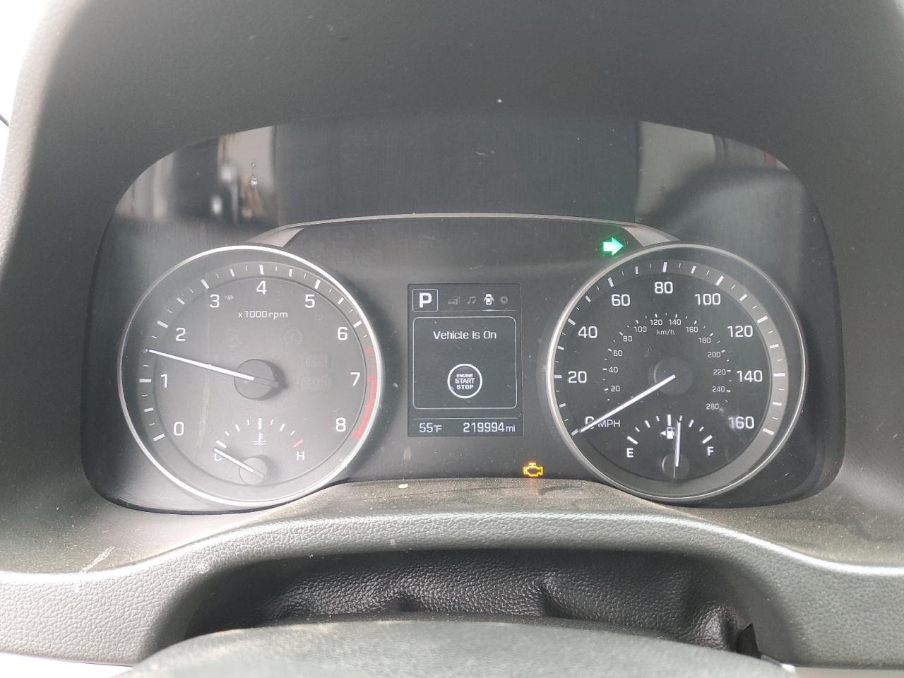 2017 Hyundai Elantra - Image 9