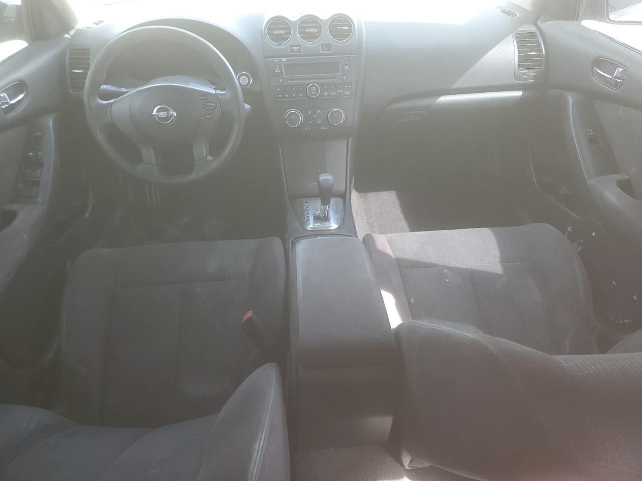 2012 Nissan Altima - Image 8