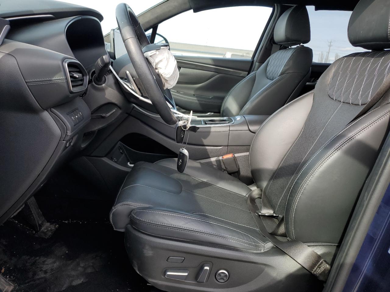 2023 Hyundai Santa Fe - Image 7