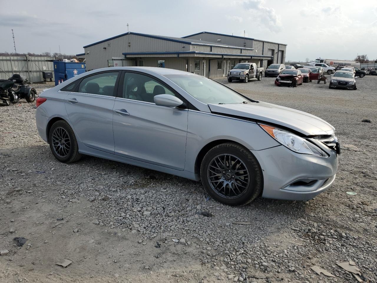 2012 Hyundai Sonata - Image 4