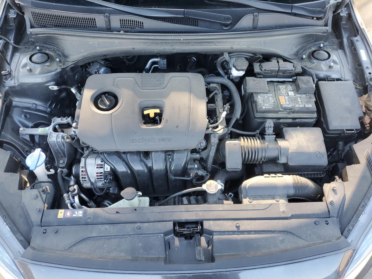 2023 Kia Forte - Image 12