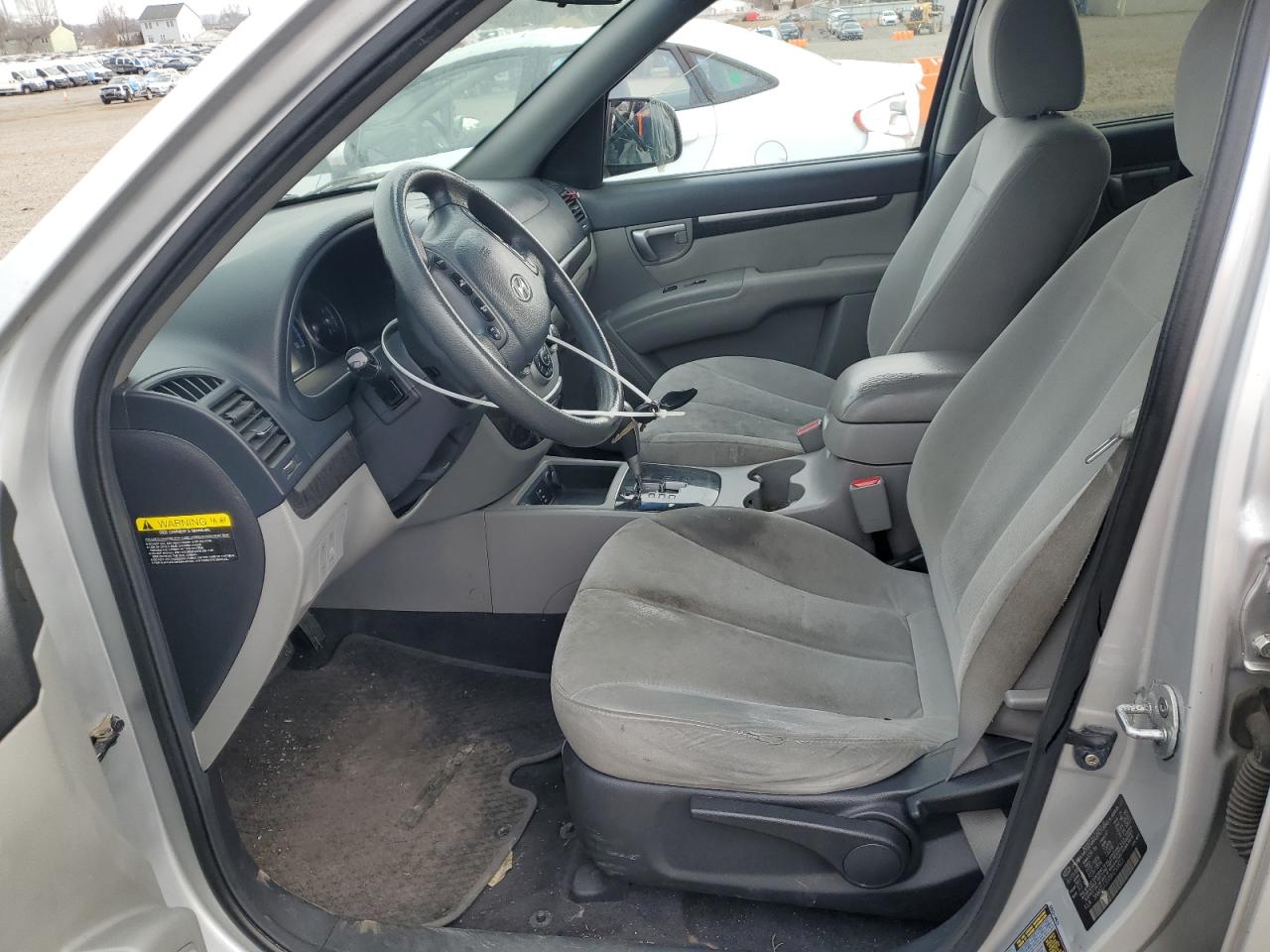 2009 Hyundai Santa Fe - Image 7
