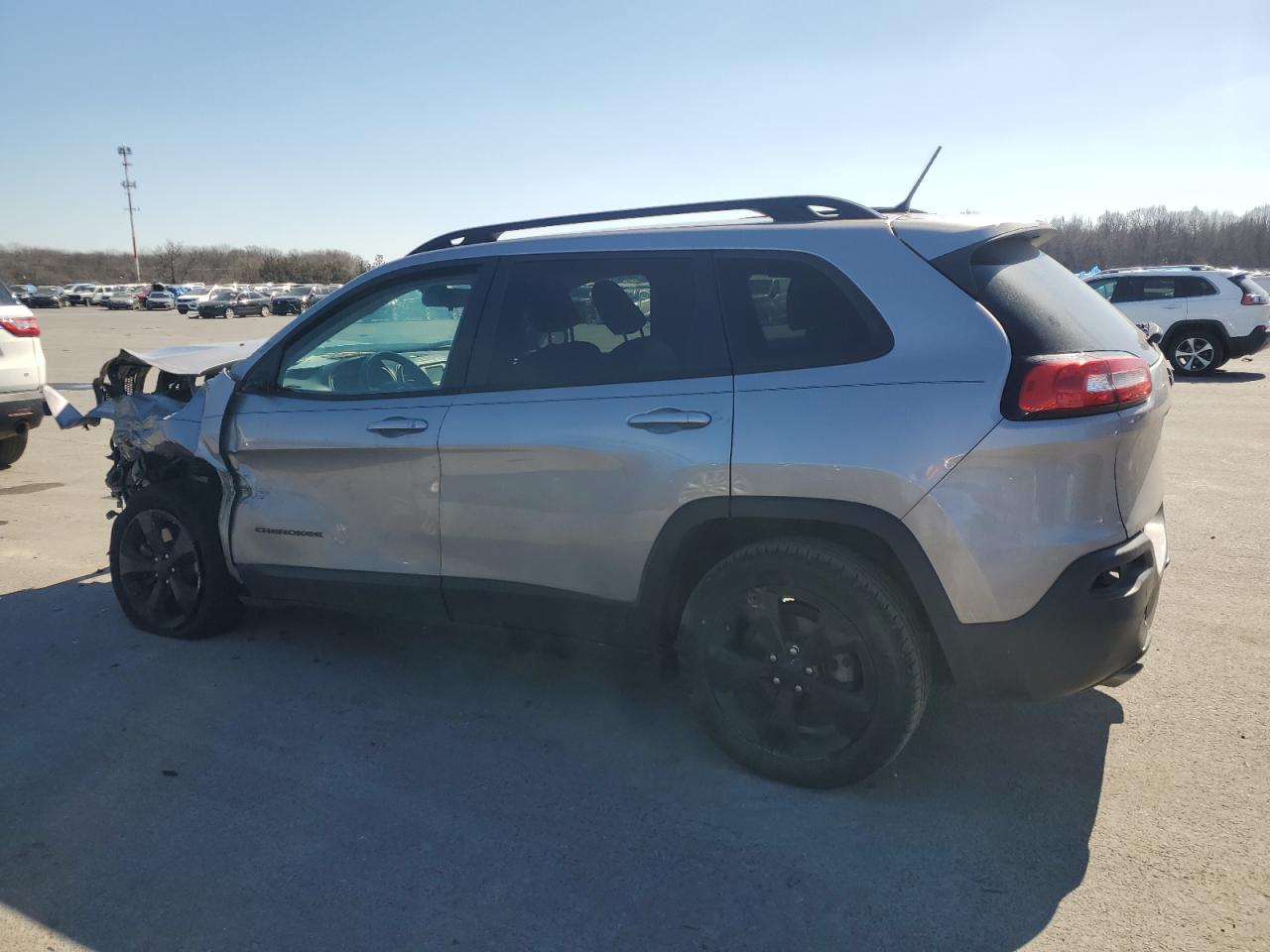 2018 Jeep Grand Cherokee - Image 2
