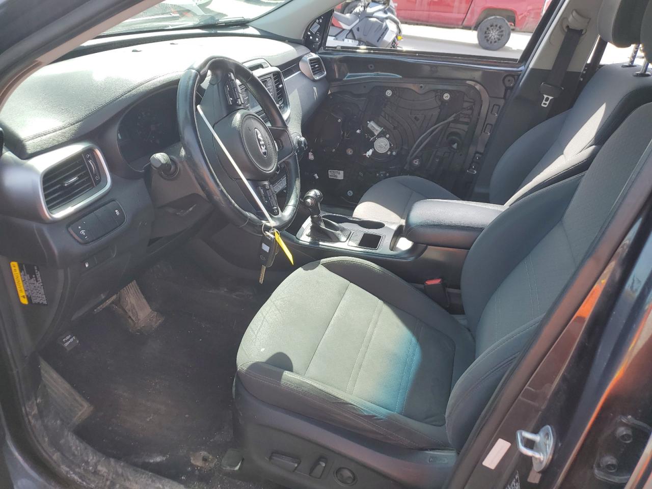 2016 Kia Sorento - Image 7