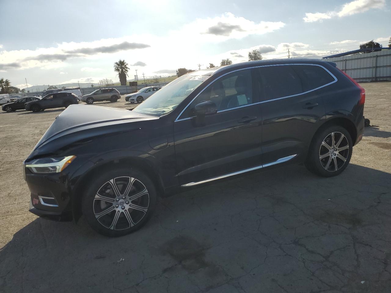 Martinez, CA에서 판매 중인 2018 Volvo Xc60 T8 Inscription - Front End