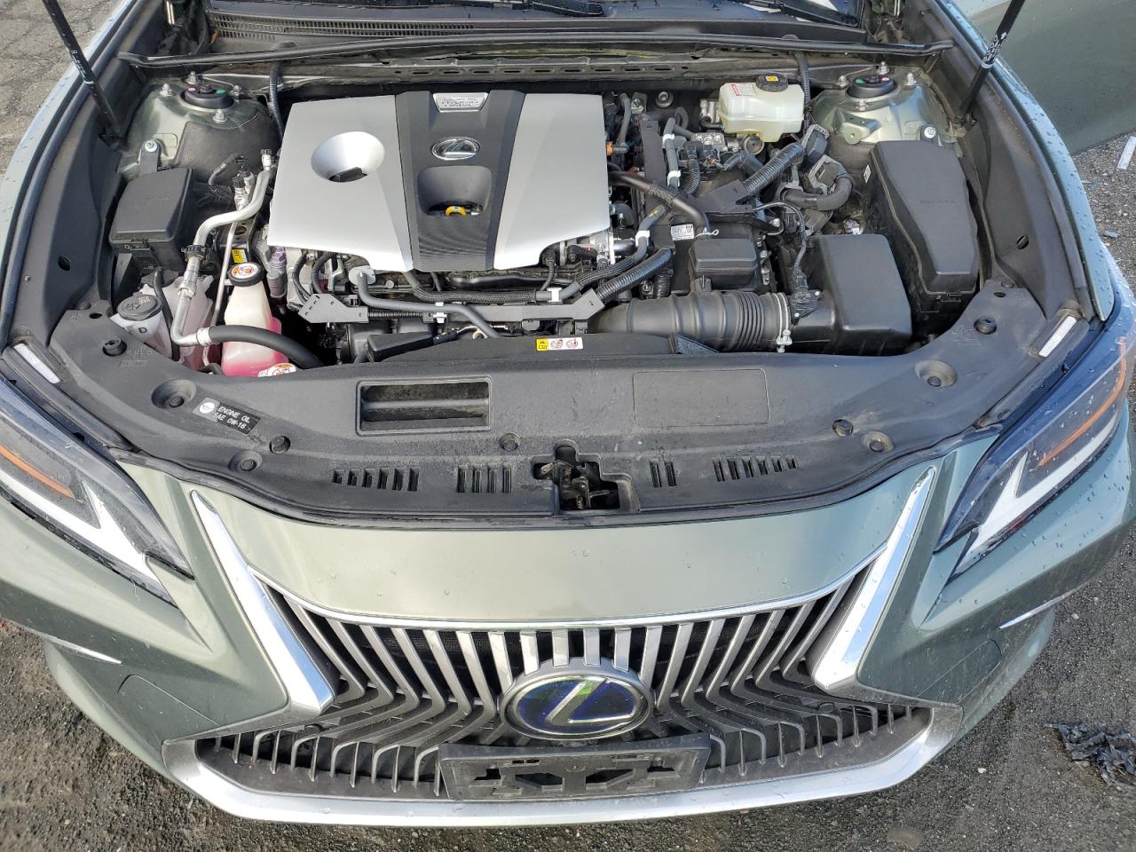 2019 Lexus ES - Image 11