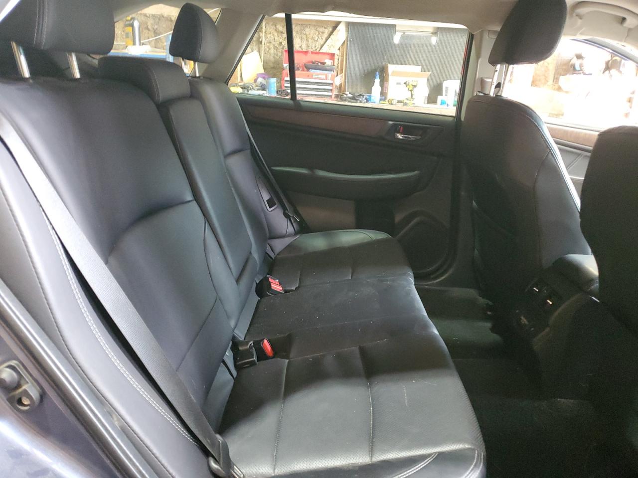 2018 Subaru Outback - Image 11